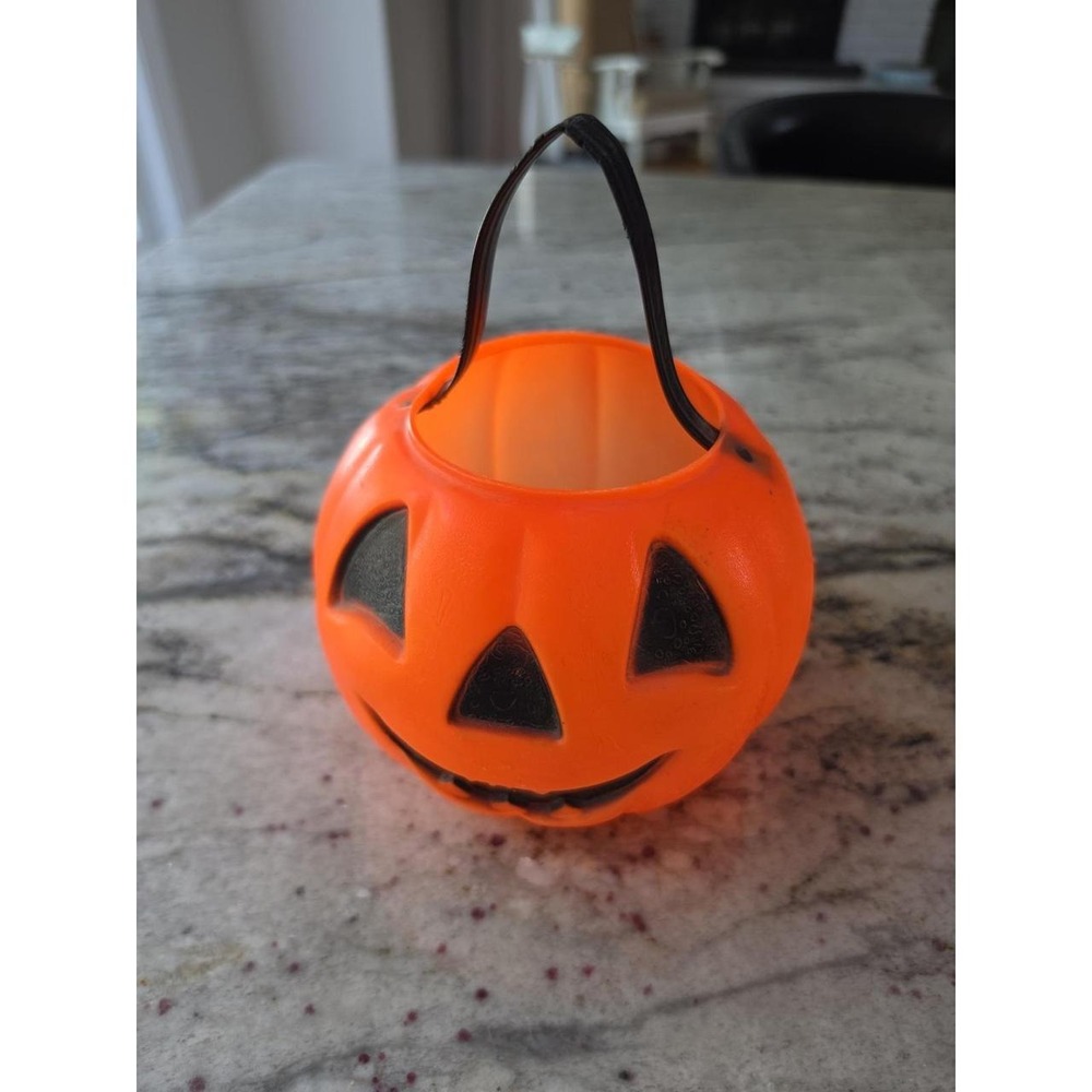 Halloween Jack-O-Lantern Orange Blow Mold Candy Bucket Pumpkin Vintage USA